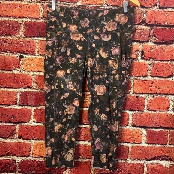 Lululemon leggings size 10 - Picture 1 of 8